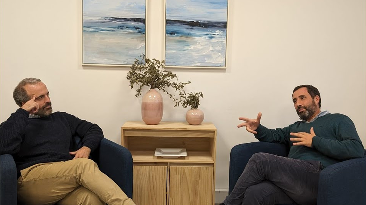 poupar muito dinheiro